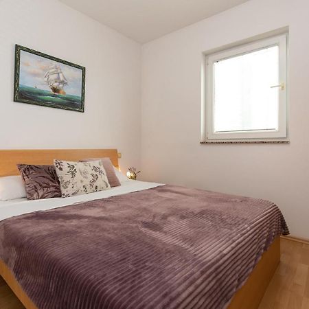 Apartment Filip Krk Town Exterior foto