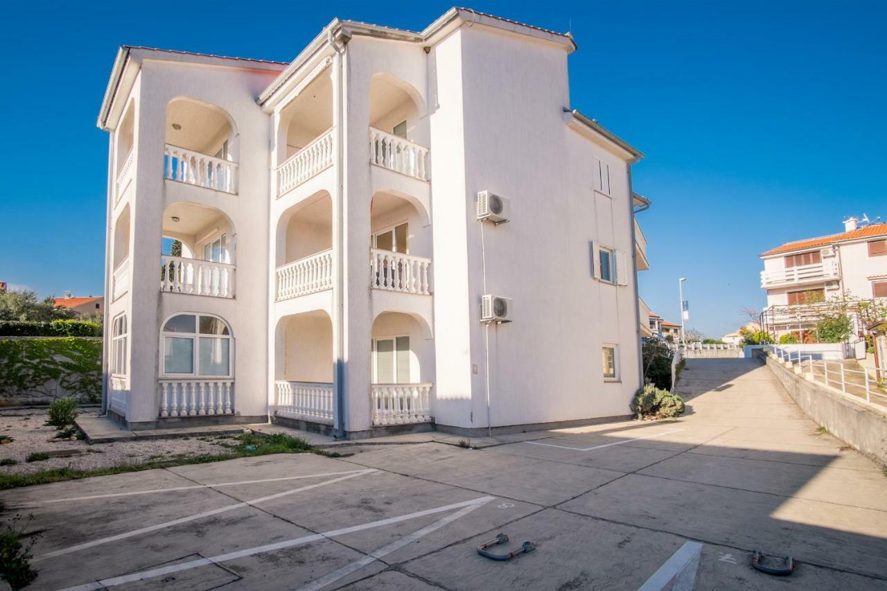 Apartment Filip Krk Town Exterior foto